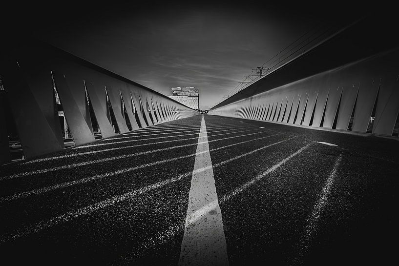 Follow the road on the bridge. by Robby's fotografie
