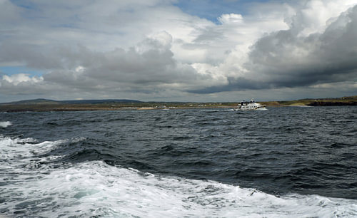 Boottocht op de Atlantische Oceaan naar de Cliffs of Moher