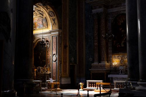 Interieur van een Siciliaanse kerk