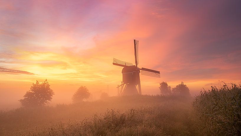 Moody sunrise by Halma Fotografie