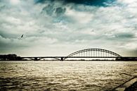 Donkere wolken boven Nijmegen van Bas Stijntjes thumbnail