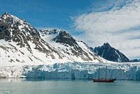 Magdalenaglacier and   Noorderlicht