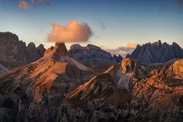 Hide-and-seek by Martin Podt