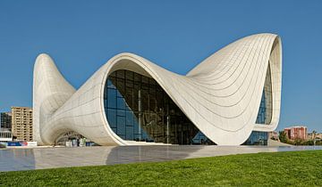 Cultuurcentrum ontworpen door Zaha Hadid, Bakoe, Azerbeidjzan van x imageditor