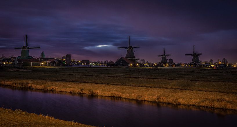 Windmills by Night van Mario Calma