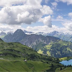 Im Herz der Allgäuer Alpen – Ein Panorama der Stille von Walter G. Allgöwer
