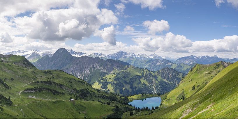 In the heart of the Allgäu Alps - a panorama of tranquillity by Walter G. Allgöwer
