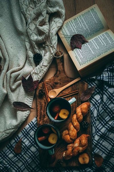 Autumn Vibes by Hello Pompoyo