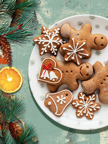 Still Life with Christmas Cookies sur Marja van den Hurk