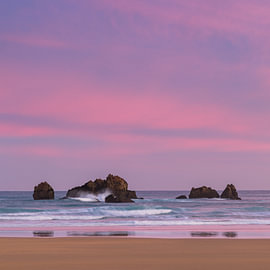 Sonnenaufgang am Playa de Aguilar in Asturien, Spanien von Henk Meijer Photography