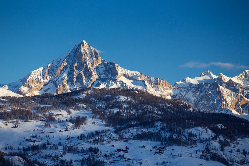 Alpenglow on the Bietschhorn by Menno Boermans