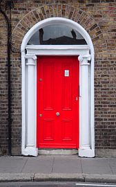Red door in Dublin. by Edward Boer
