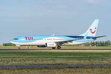 TUI Boeing 737-800 vertrekt vanaf de Polderbaan.