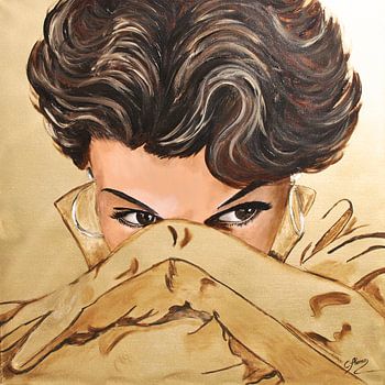 Schaut er rüber? Portrait Frau in Gold