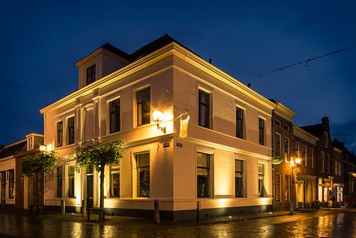 Herberg Ridder Sint Joris bij avond