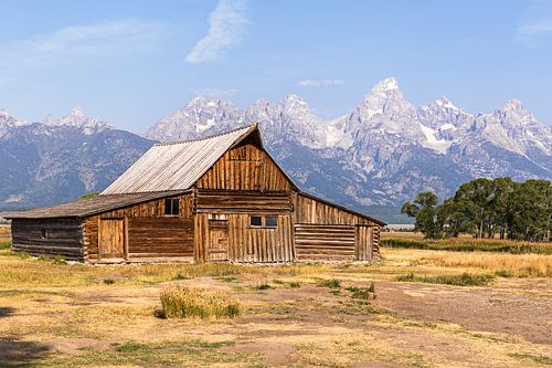 Mormon Row Barn in Grand Teton National Park, WY, USA