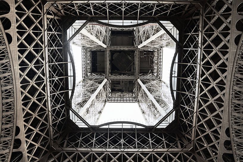 Eiffeltoren by Tiffany Venus