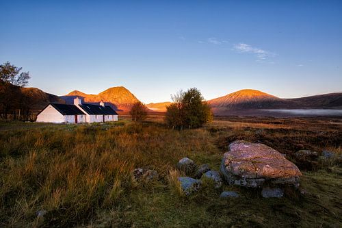 Het bekende witte huis in Glencoe
