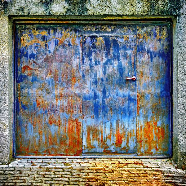 Das Garagentor von Leopold Brix