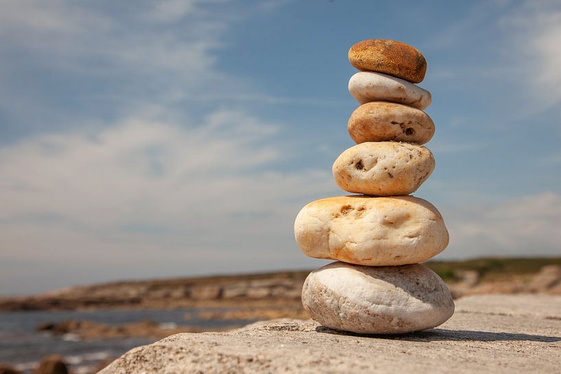balancing stones2 by anne droogsma