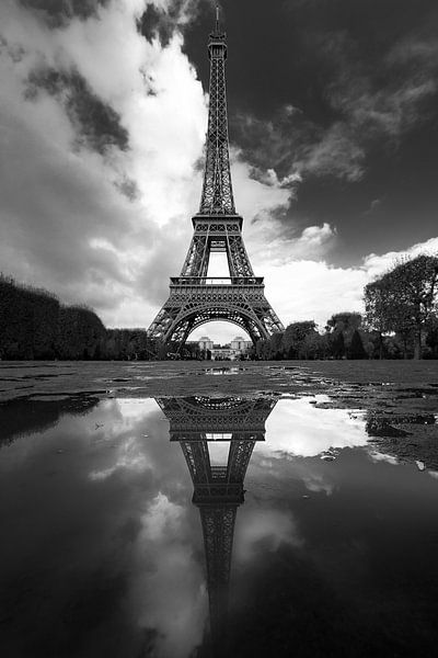 Doppelter Eiffelturm von Maarten Mensink