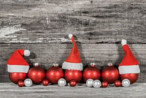 Décoration de Noël avec des boules décorées sur Alex Winter