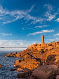 Coast with the Phare de Ploumanac`h, Côte de Granit Rose, Brittany