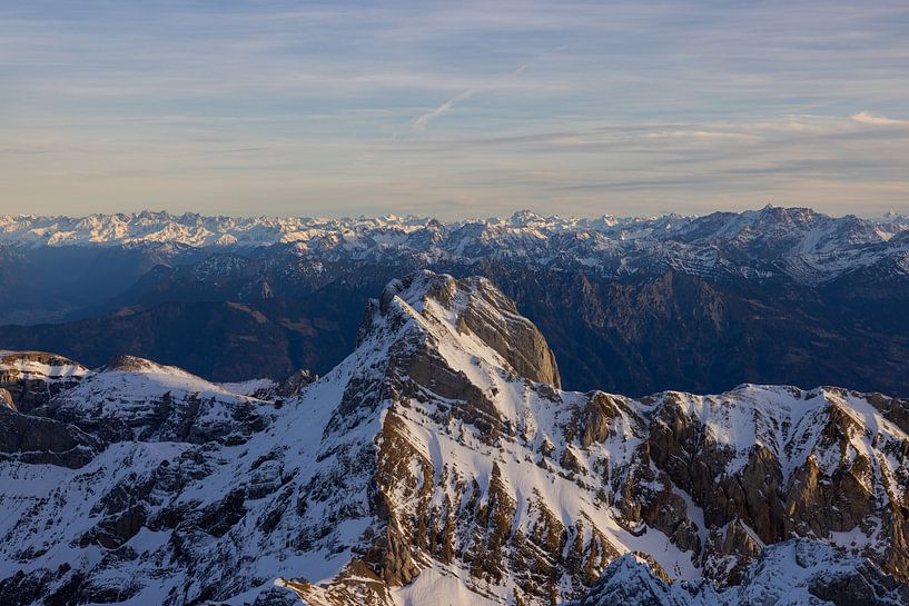 Alpenpanorama vanuit Säntis - adembenemend uitzicht over Oost-Zwitserland van Runawayphill