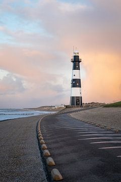 Phare Nieuwe Sluis (Breskens) au coucher du soleil l Photographie de voyage