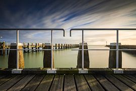 pier bij de haven van Vlissingen langs de Zeeuwse kust van gaps photography