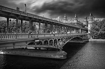 Pont de Bir-Hakeim @ Paris