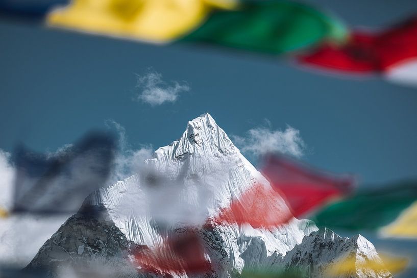 Ama Dablam (6812m) (liggend) van Roy Mosterd