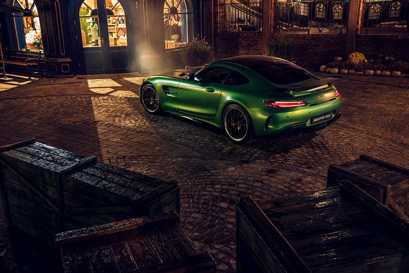 Beast of the Green Hell – Mercedes AMG GT R von Gijs Spierings