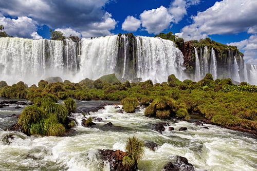 The Iguazu Falls between Argentina and Brazil