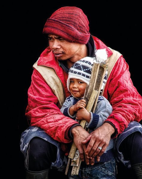 Father and son at the Bromo volcano by Ewout Paulusma