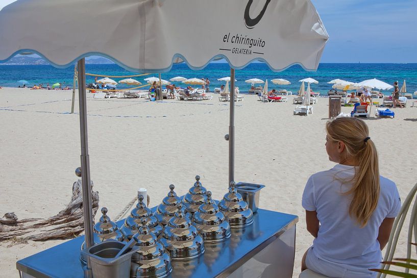 Strandleven op Ibiza van t.ART