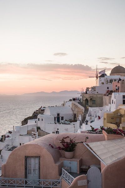 Santorini by Hello Pompoyo