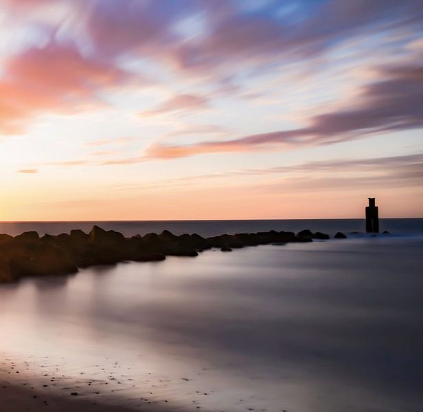 Dreaming away on the Oudorp coast by Marjolein van Middelkoop