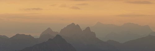 de bergen van Tannheim bij zonsopgang