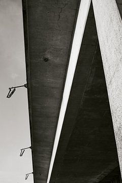 Betonnen brug over de Vecht, Maarssen van André Bouterse