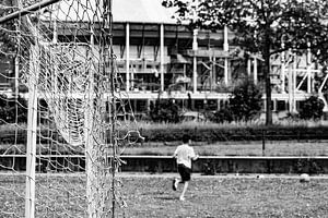 De Kuip "Triptychon es beginnt mit einem Tor"