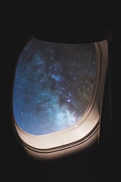 Avion dans l'univers par Felix Brönnimann