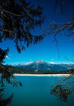 Vue d'une montagne couverte de neige sur Ilses Adventures