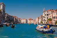 Canals and Sea in Venice Italy van Brian Morgan thumbnail