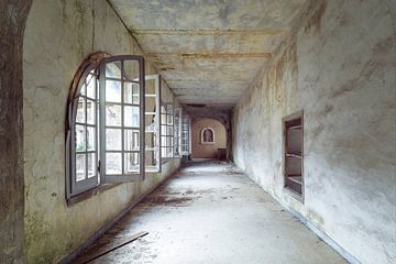 verlassene Klosterhalle