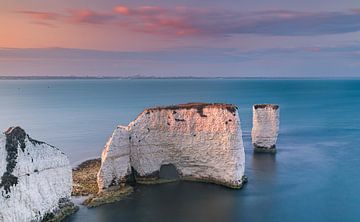 Zonsondergang bij Old Harry Rocks, Dorset, Engeland