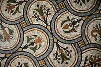 Sol en mosaïque de l'Opéra Garnier, bâtiment de l'Opéra à Paris