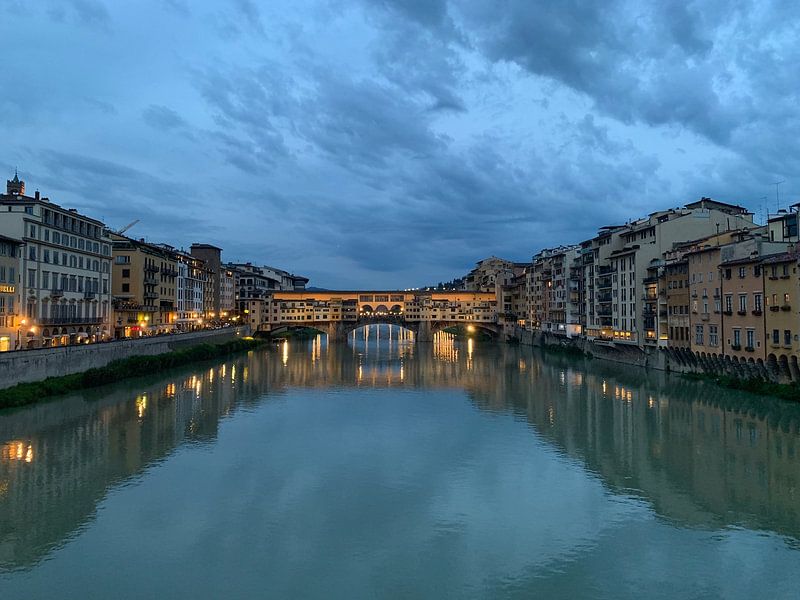 Florence by Hello Pompoyo