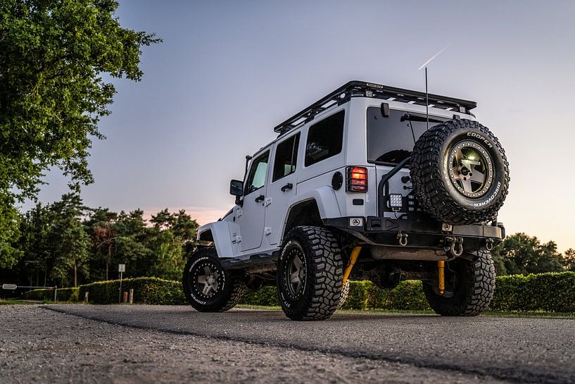 Jeep Wrangler Unlimited Sahara by Bas Fransen