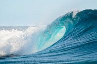 Het oog van een perfecte golf om te surfen in de Grote Oceaan van iPics Photography thumbnail
